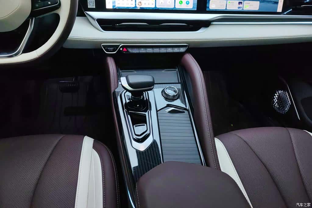 Geely Xingyue L, 2023 16