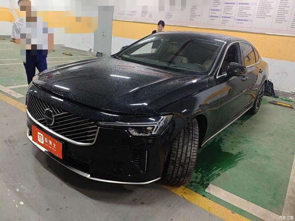 Volvo S90, 2025 4