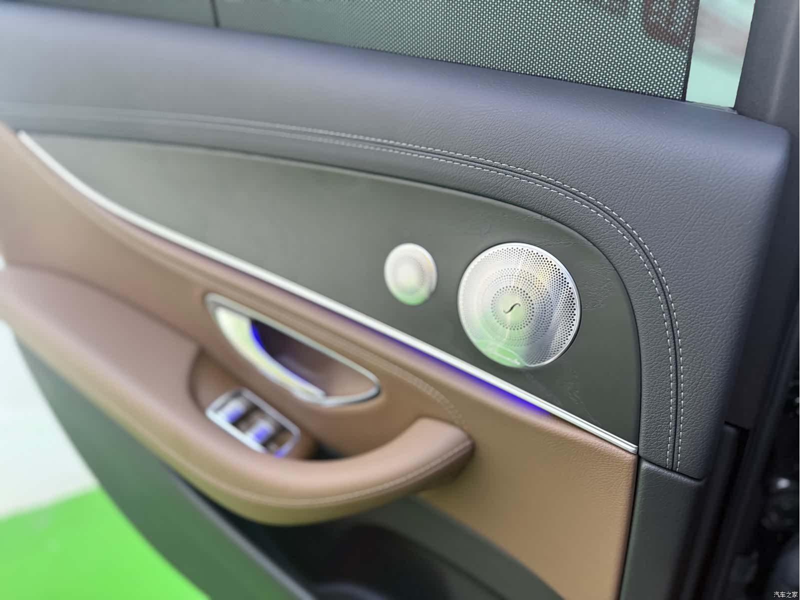 Mercedes-Benz E-Class, 2018 9