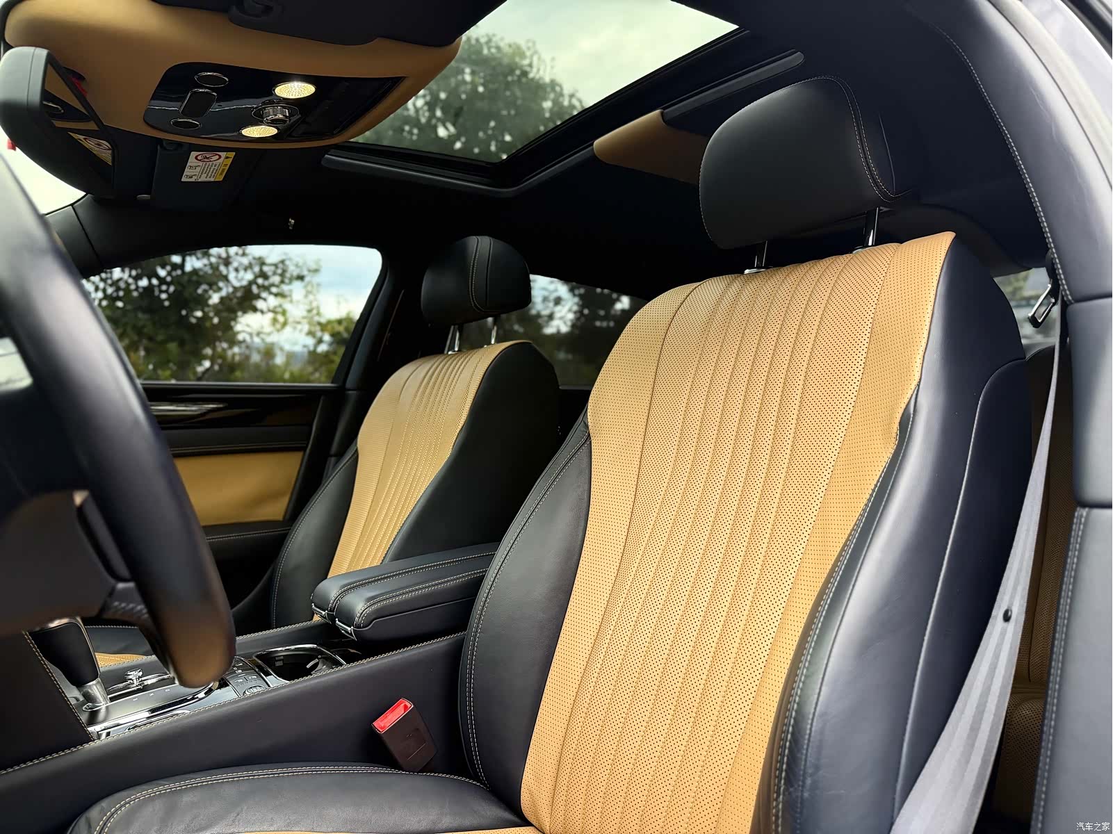 Bentley Flying Spur, 2017 12