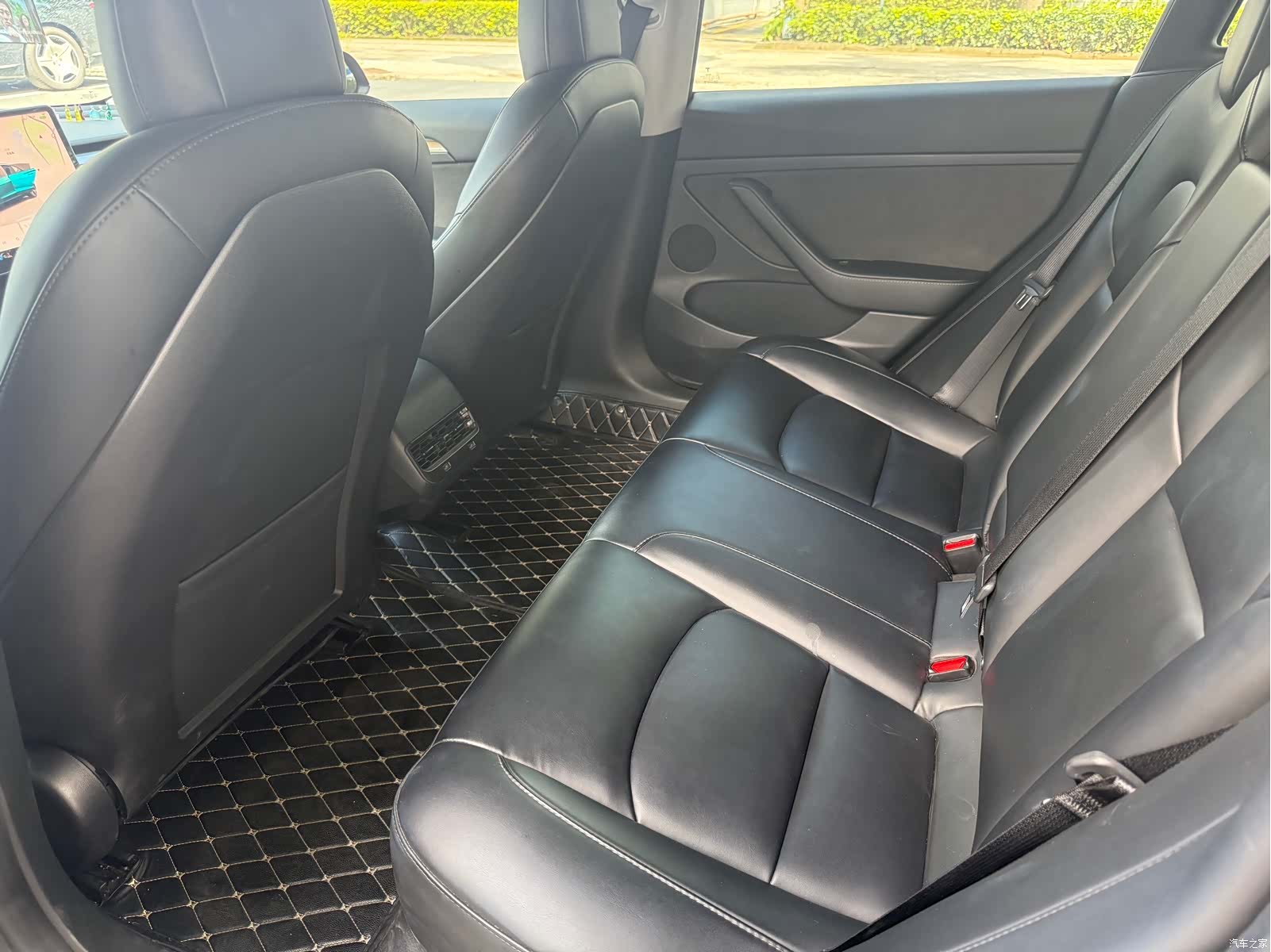 Tesla Model 3, 2022 8