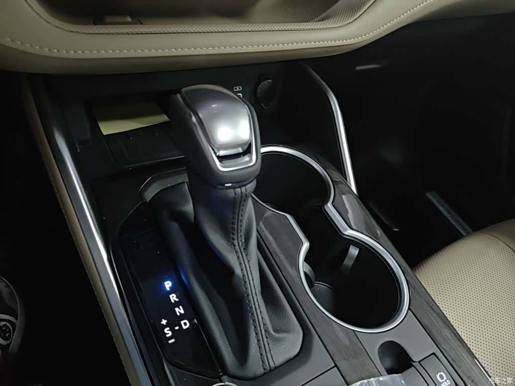 Toyota Highlander, 2026 14