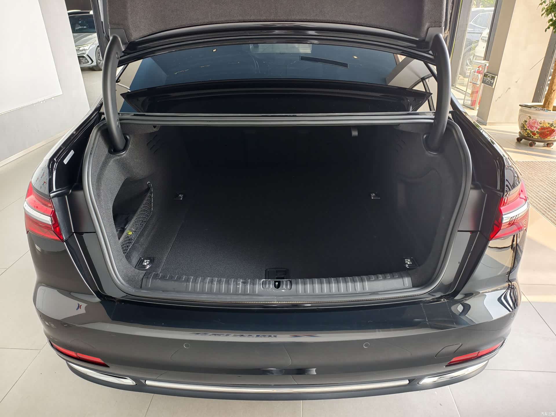 Audi A6L, 2021 15