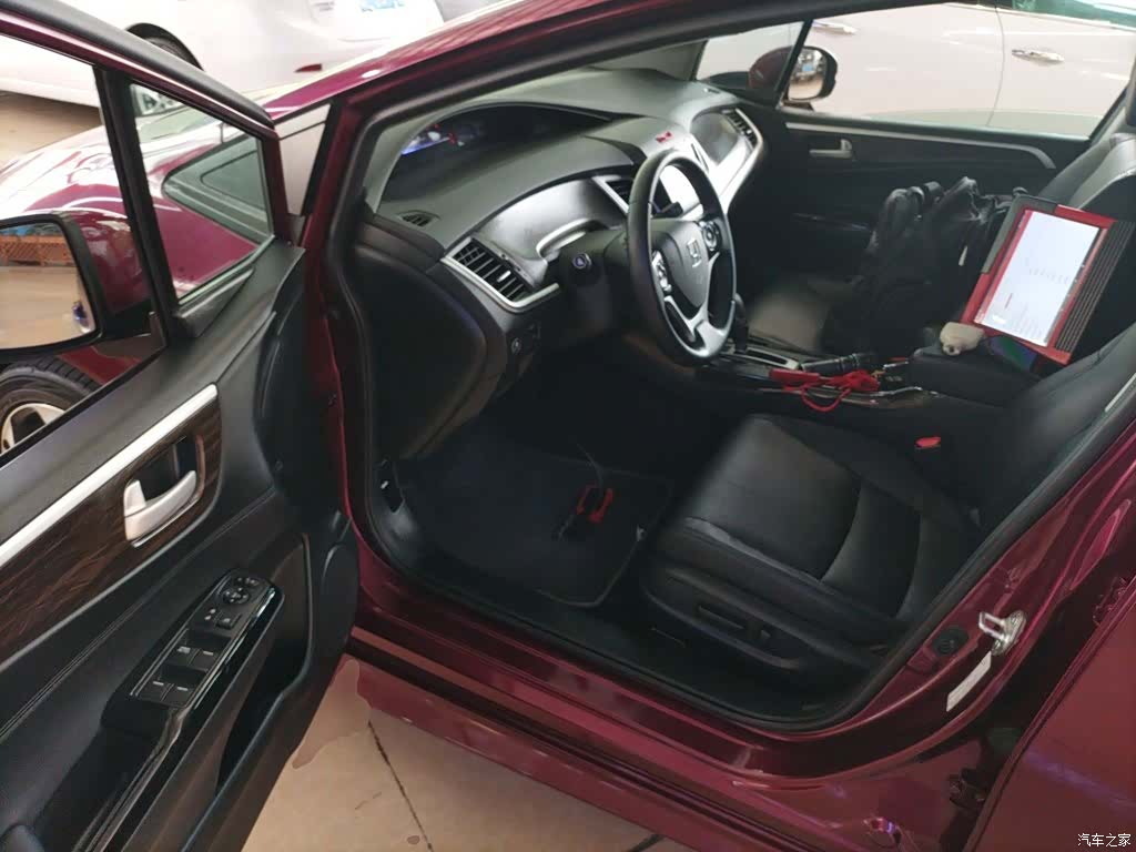 Honda Jade, 2018 12