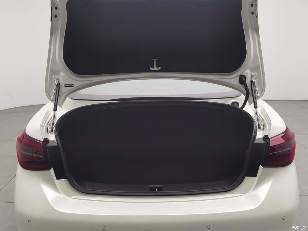 Infiniti Q50L, 2019 16