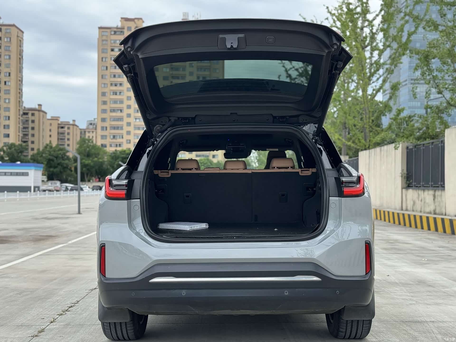 NIO ES6, 2022 7