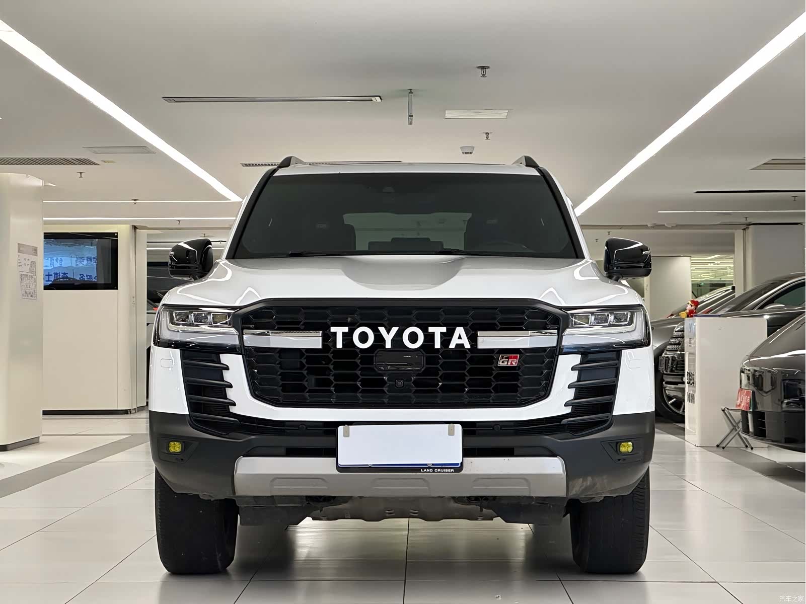 Toyota Land Cruiser, 2023 2