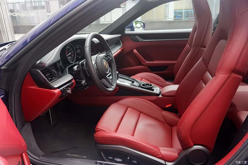 Porsche 911, 2025 17
