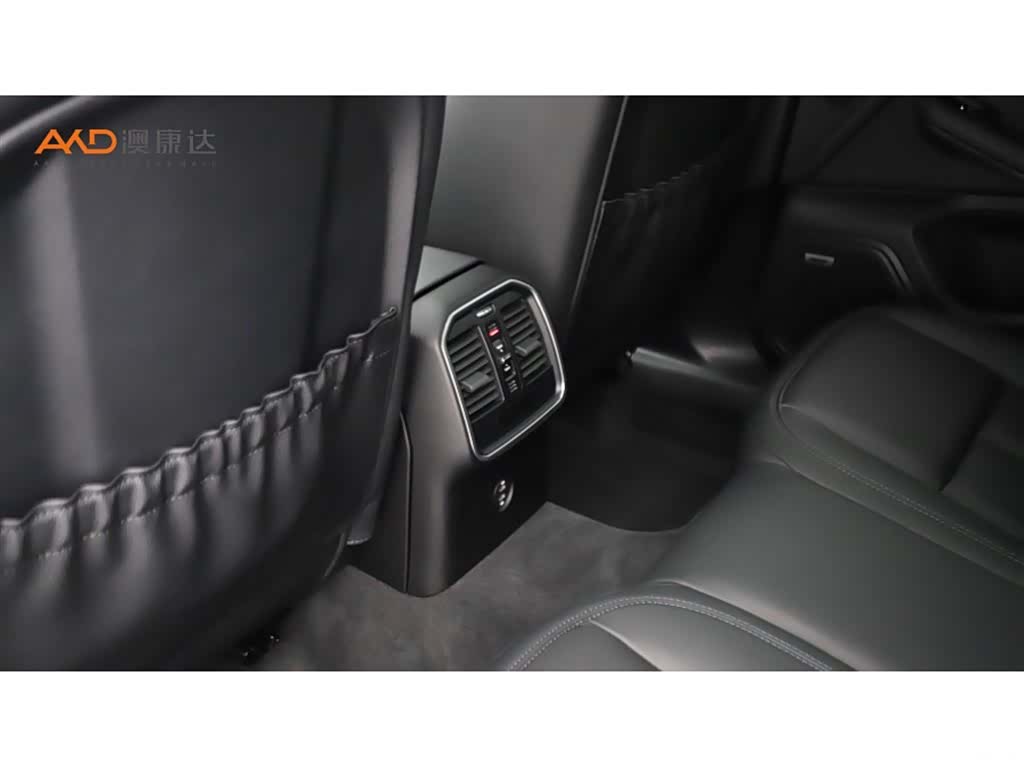 Porsche Macan, 2023 9