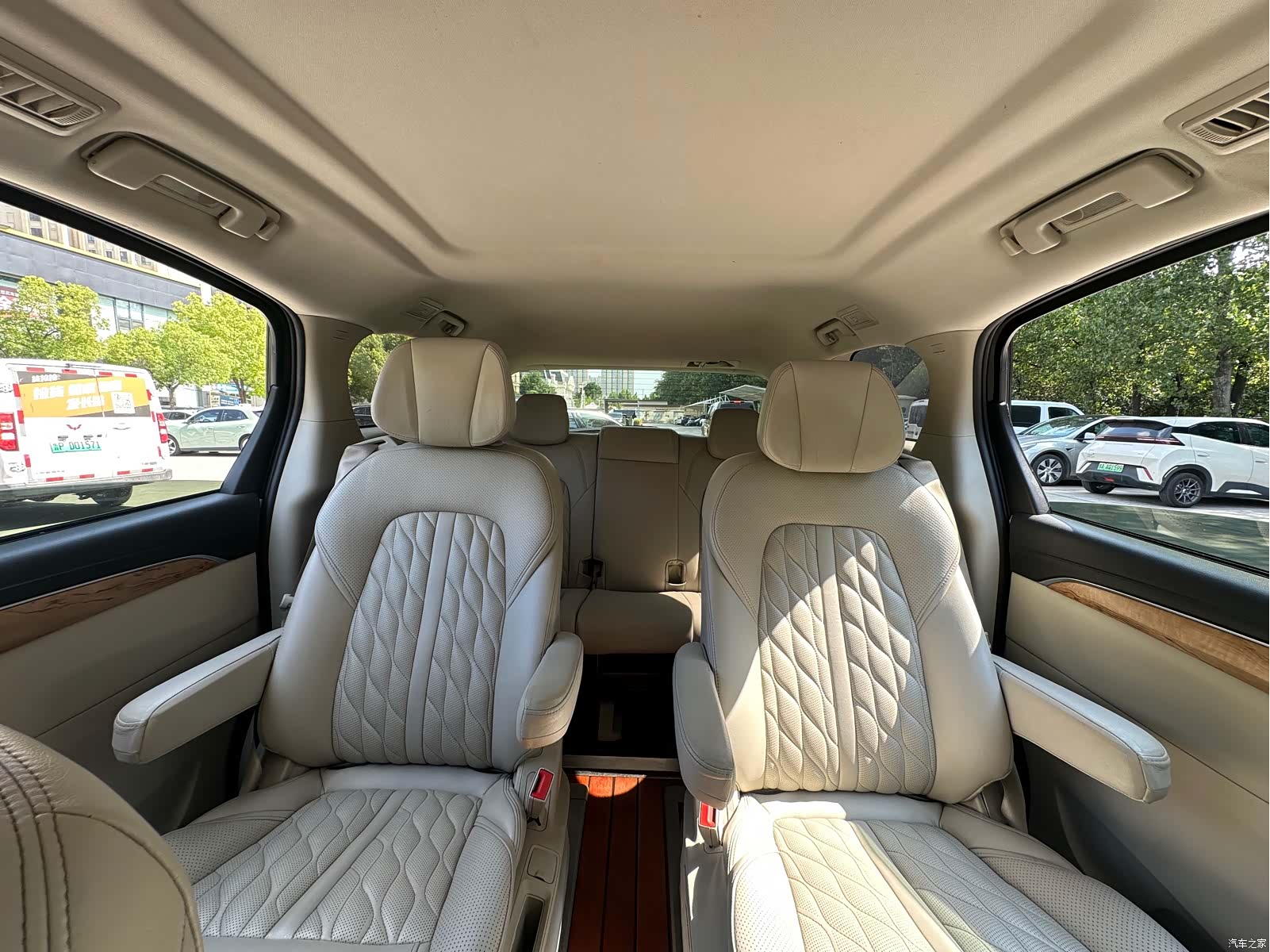 Buick GL8, 2019 11