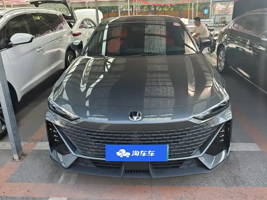 Changan UNI-V Smart iDD