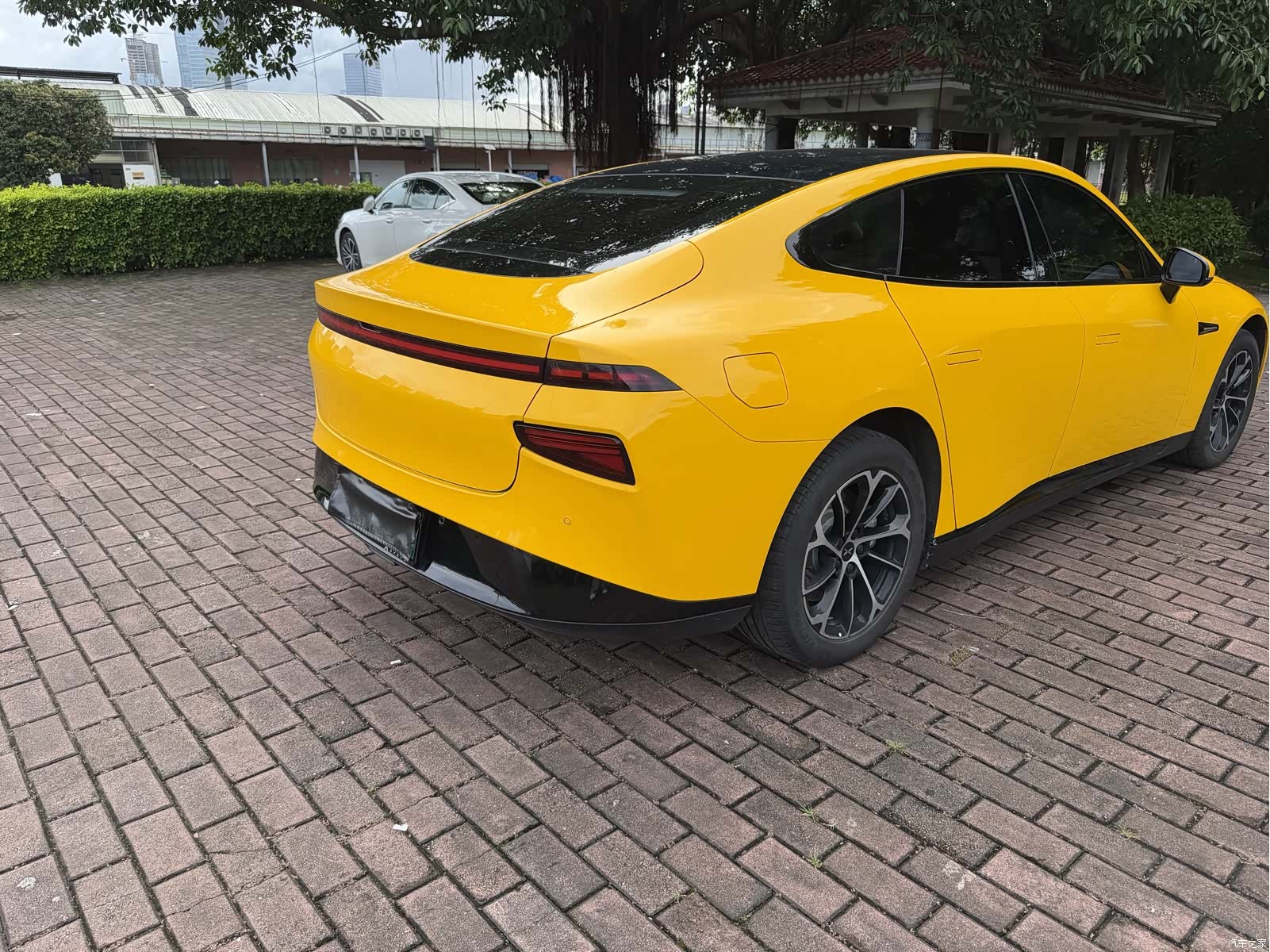 Xpeng P7, 2020 все фото