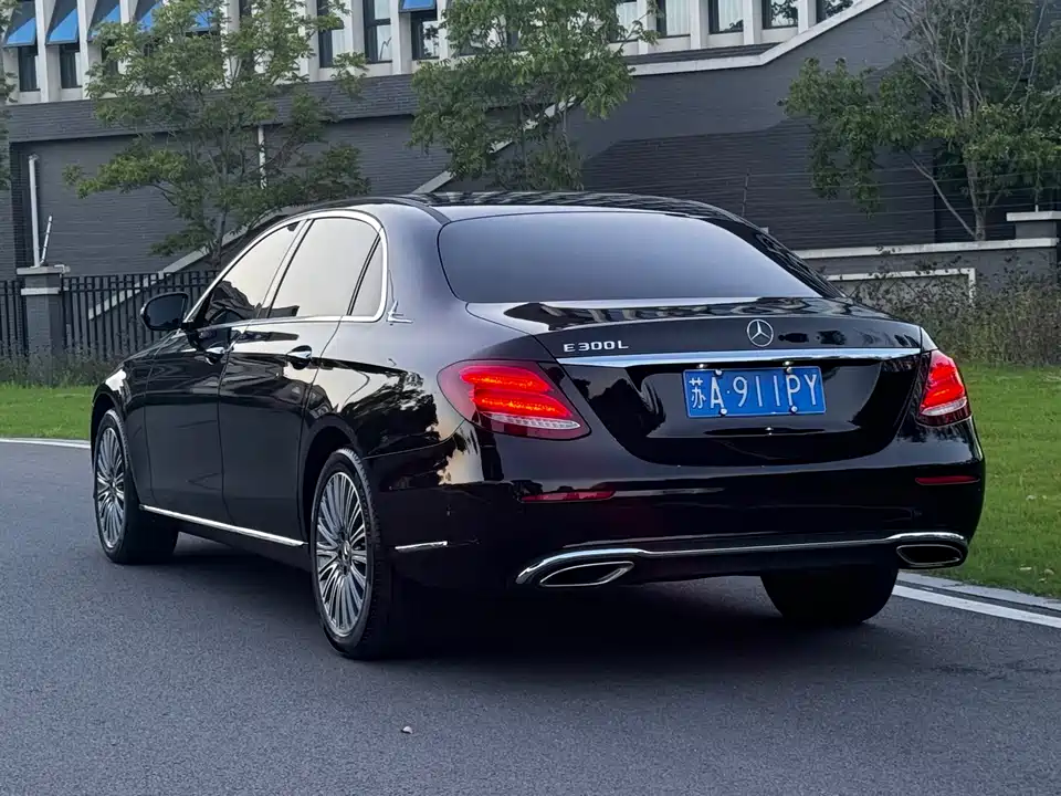 Mercedes-Benz E-class Mercedes-Benz E-class