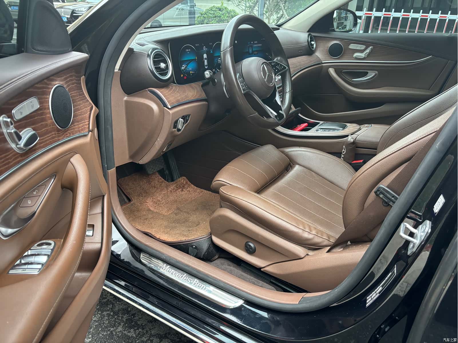 Mercedes-Benz E-Class, 2022 все фото