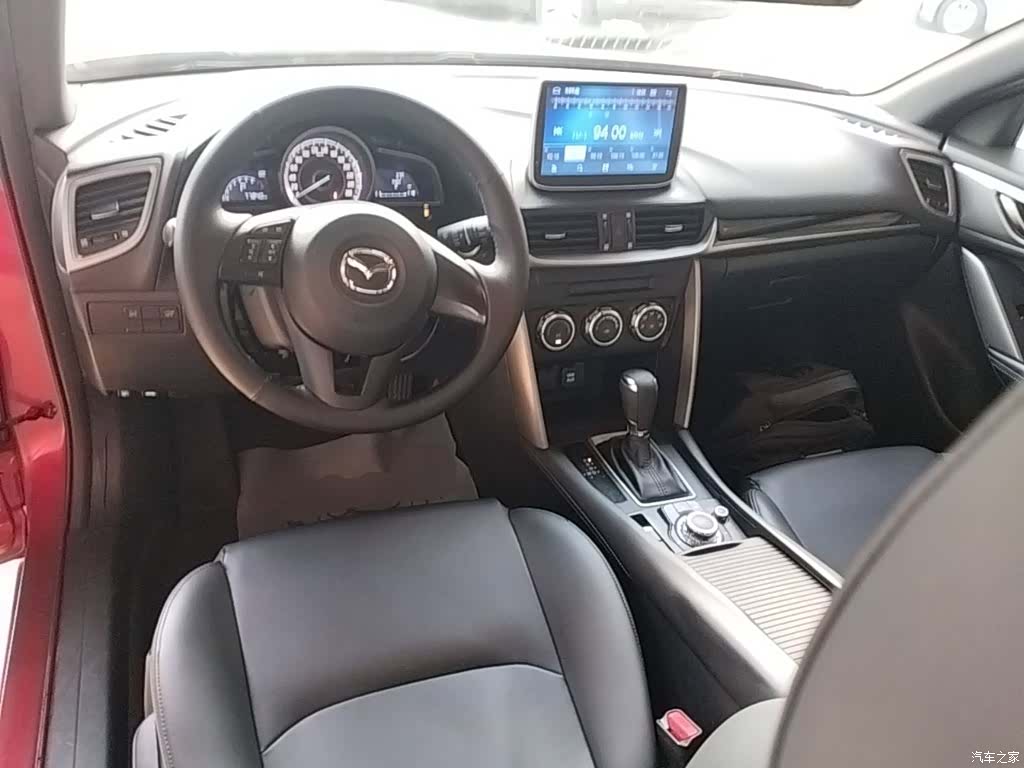 Mazda CX-4, 2017 10