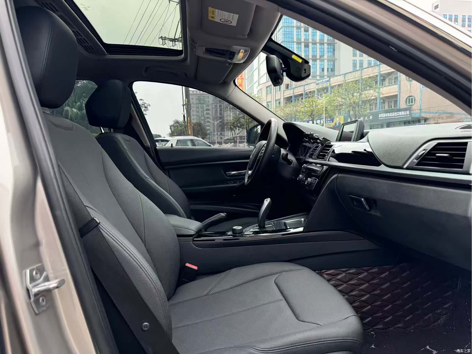 BMW 3 Series, 2017 11