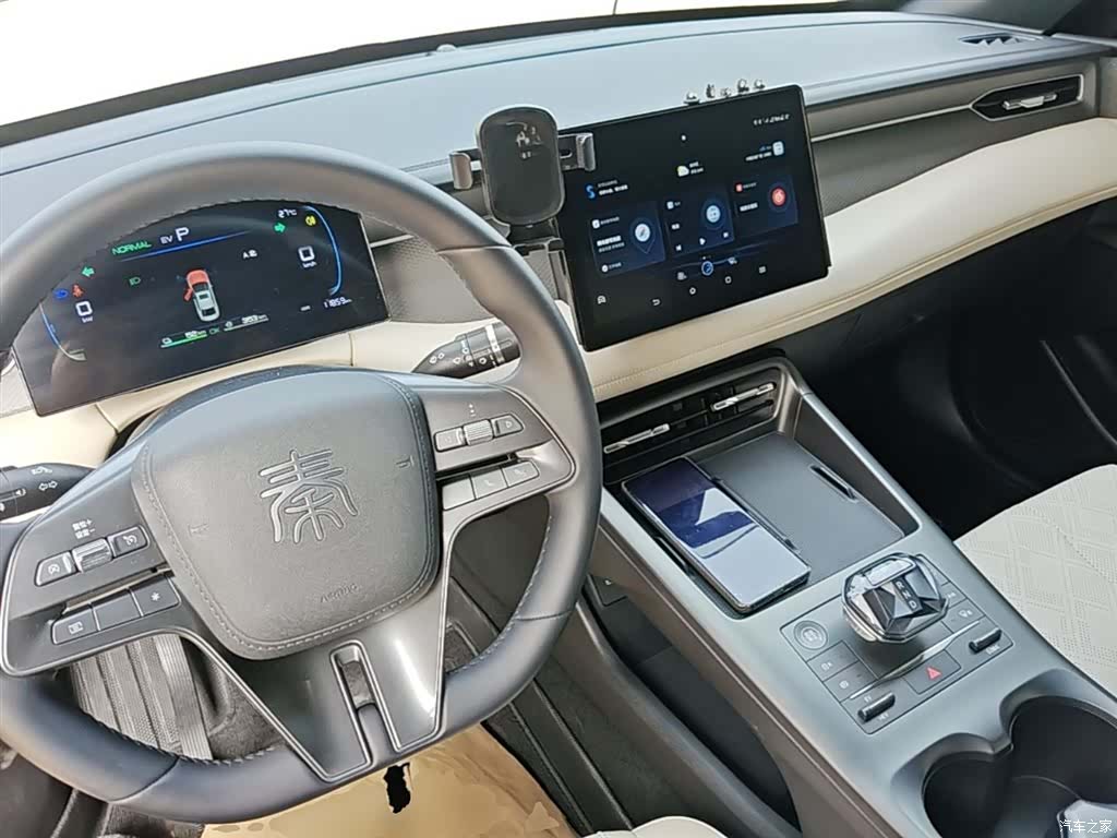 BYD Qin, 2025 10