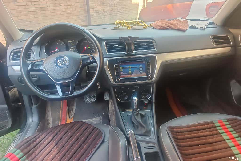 Volkswagen Lavida, 2017 12