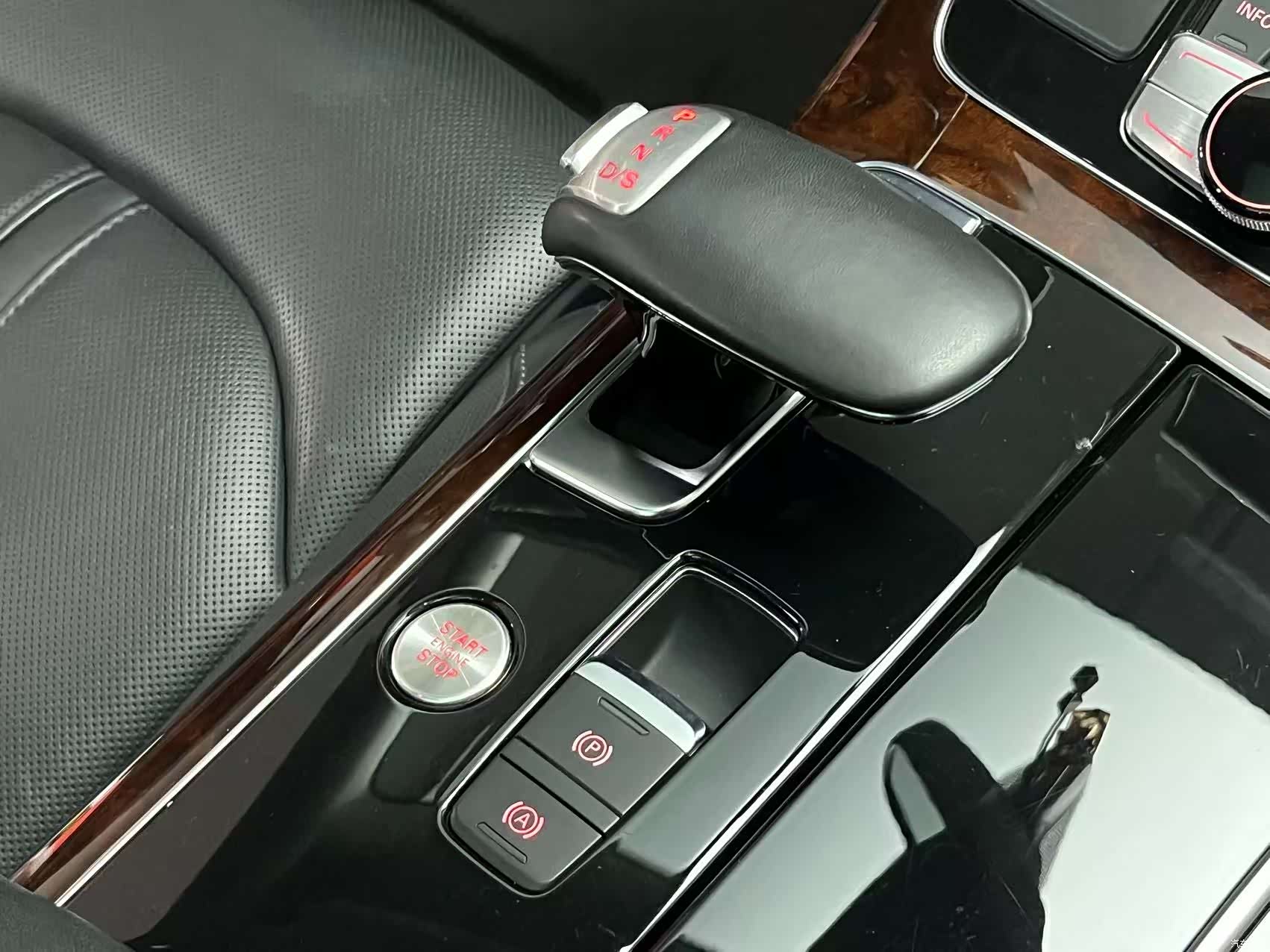 Audi A8L, 2012 19