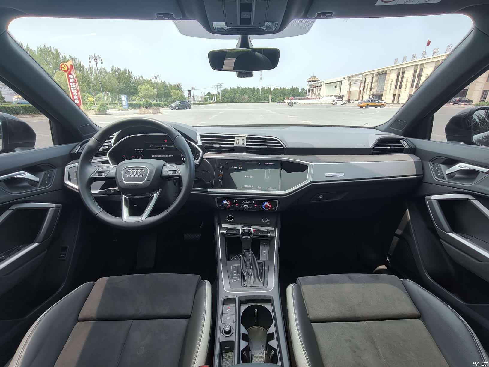 Audi Q3, 2022 9