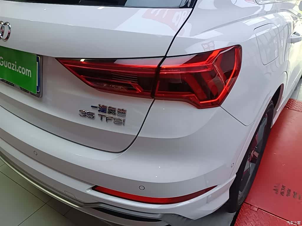 Audi Q3, 2023 8