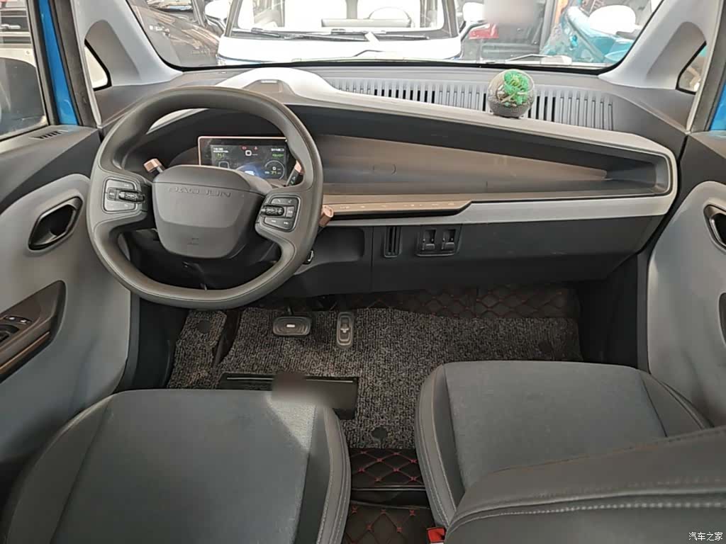 Wuling E200, 2019 10