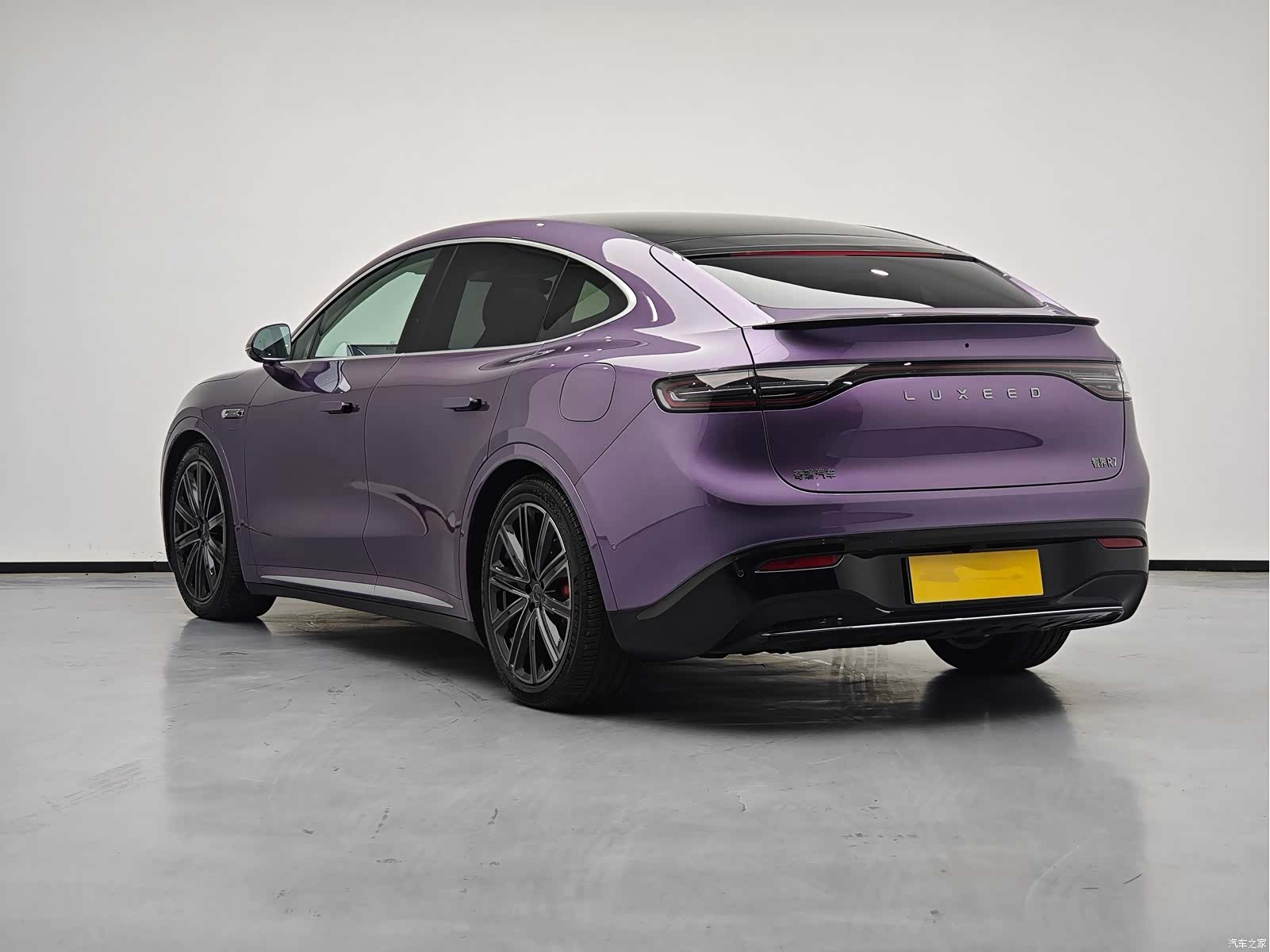 Luxeed R7, 2025 2