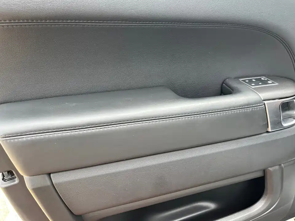 Land Rover Range Rover Sport Land Rover Range Rover Sport