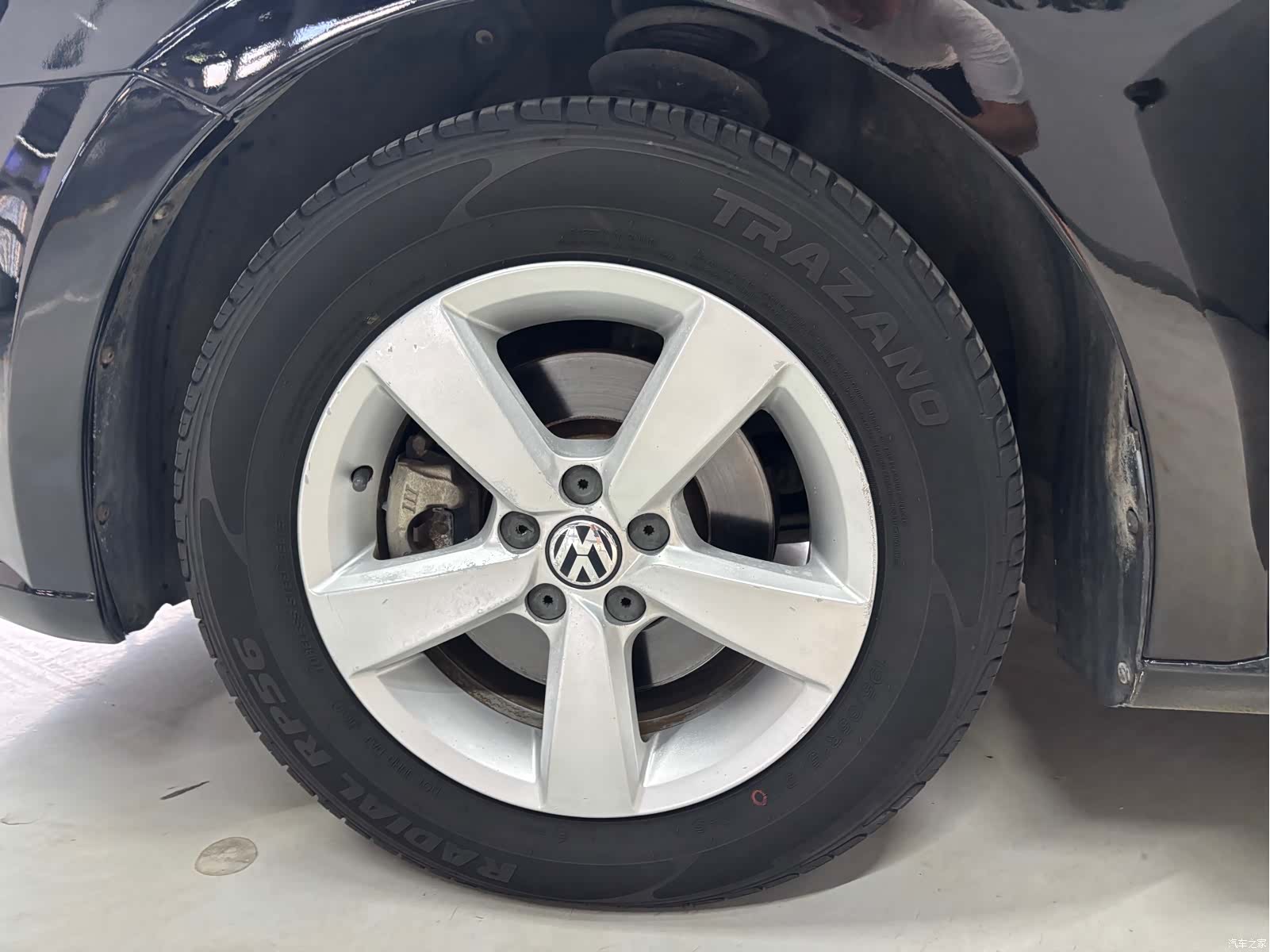 Volkswagen Lavida, 2014 12