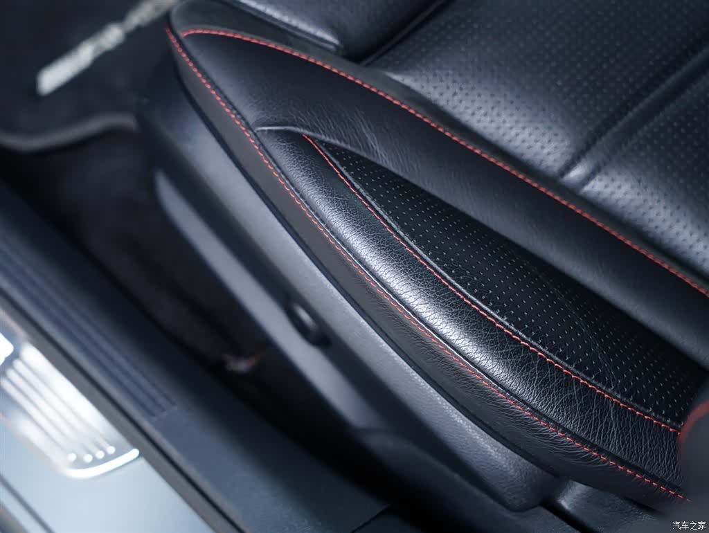 Mercedes-Benz C-Class, 2021 38