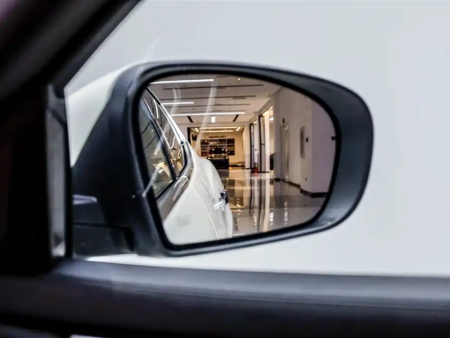 Maserati Ghibli Maserati Ghibli