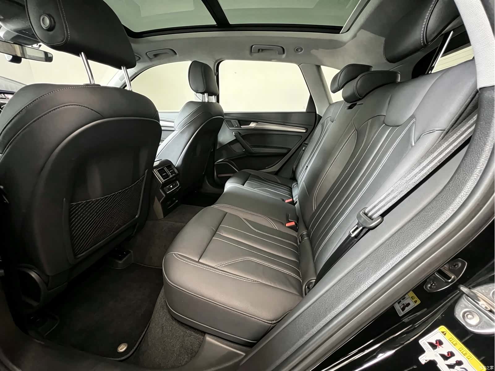 Audi Q5L, 2022 13