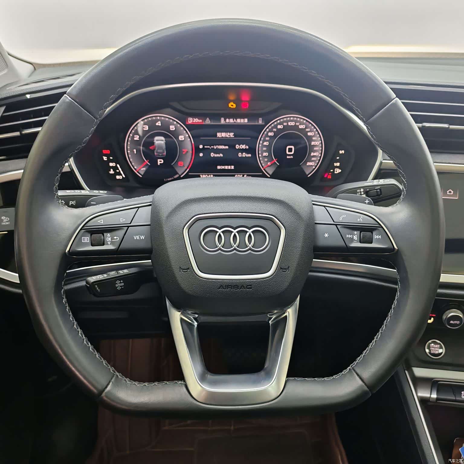 Audi Q3, 2022 12