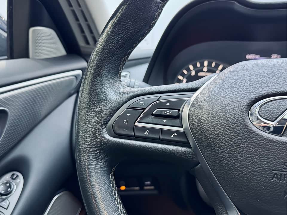 Infiniti Q50L Infiniti Q50L