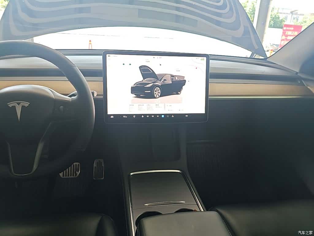 Tesla Model Y, 2022 13