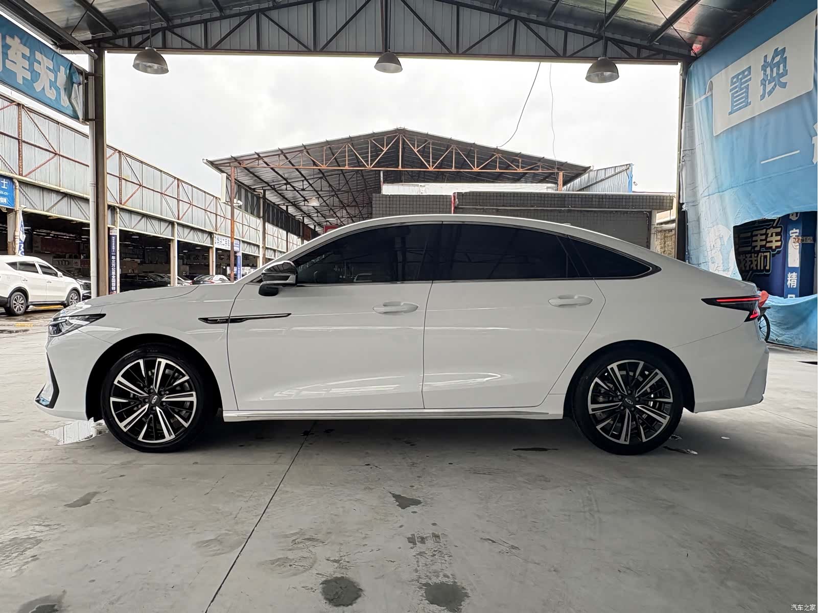 Chery Arrizo 8, 2023 30