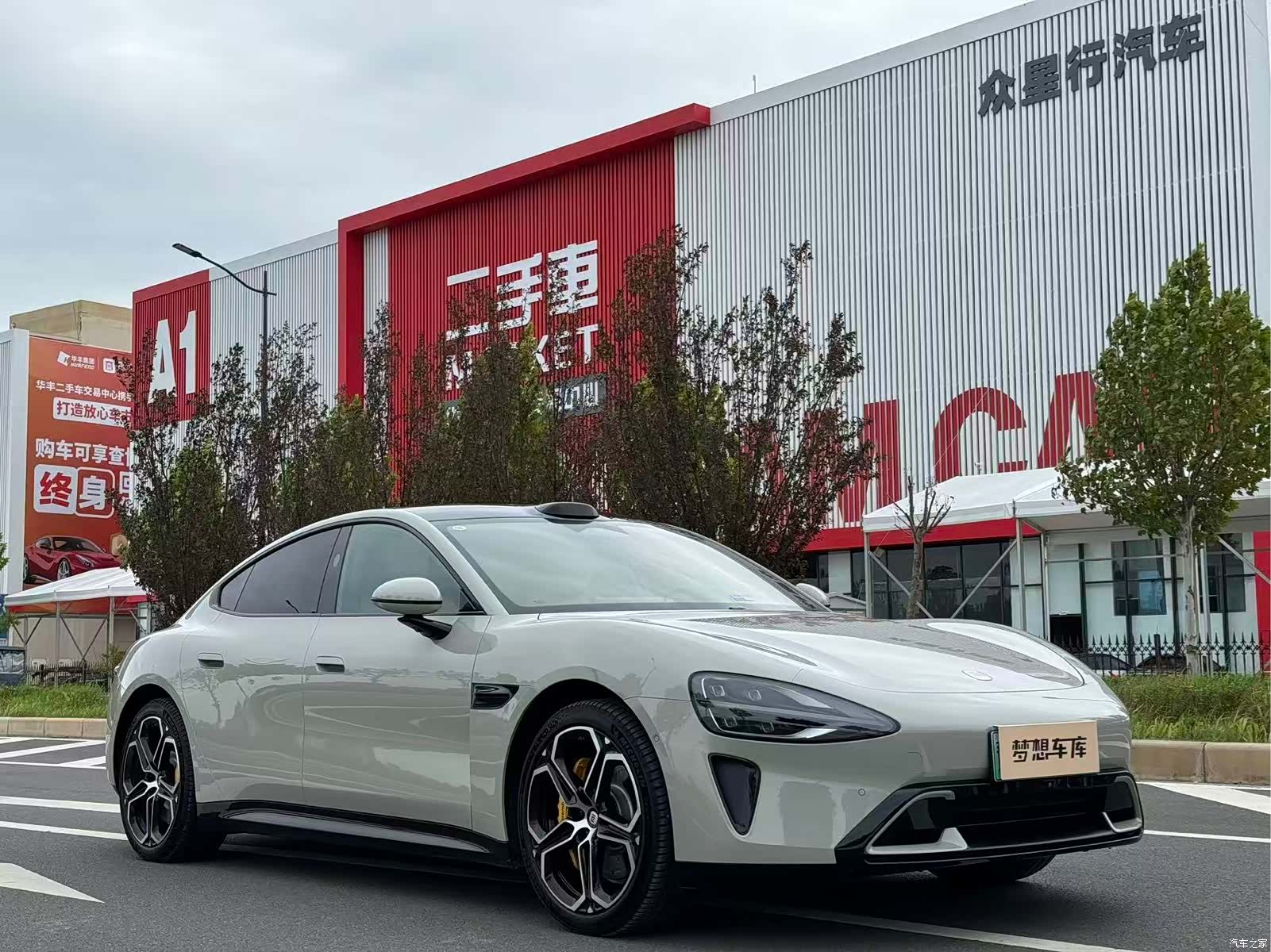 Xiaomi SU7, 2025 3