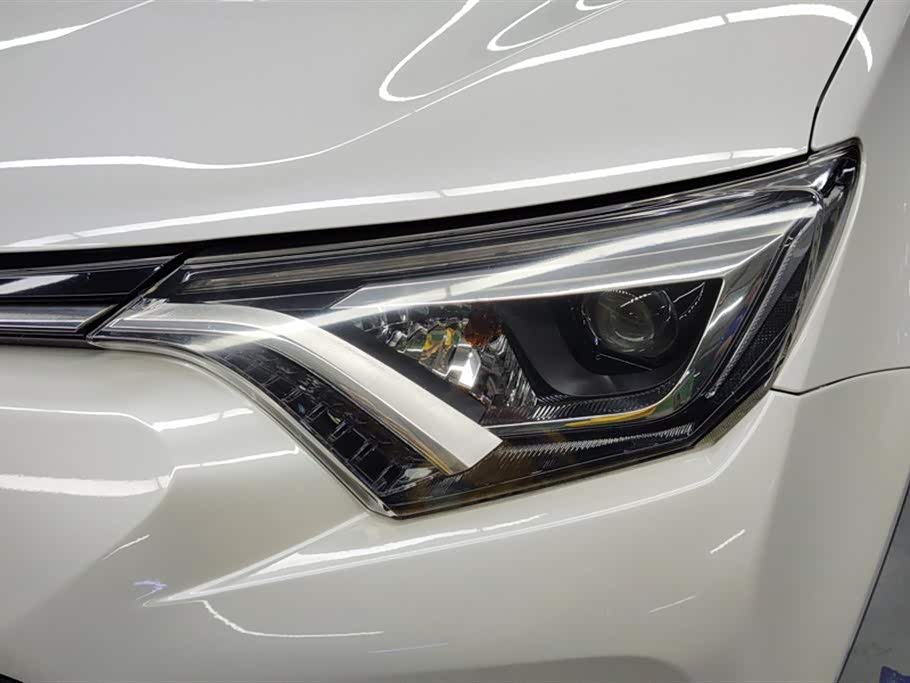 Toyota RAV4 Rongfang