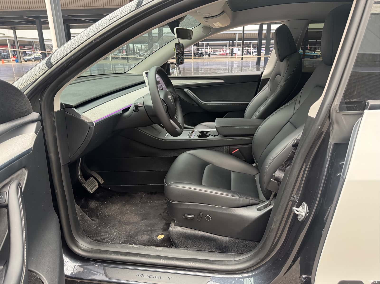 Tesla Model Y, 2024 4