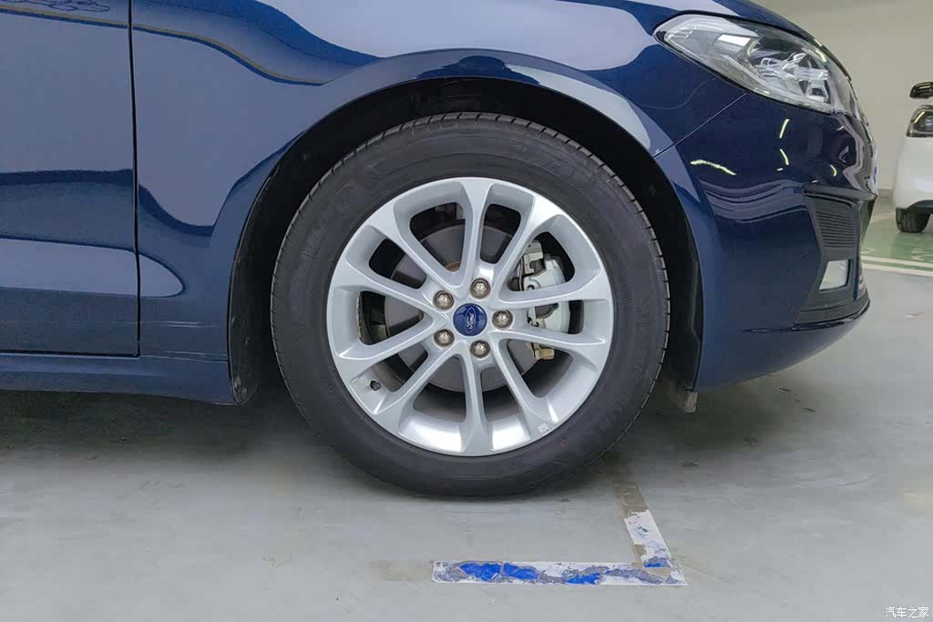 Ford Mondeo, 2022 6