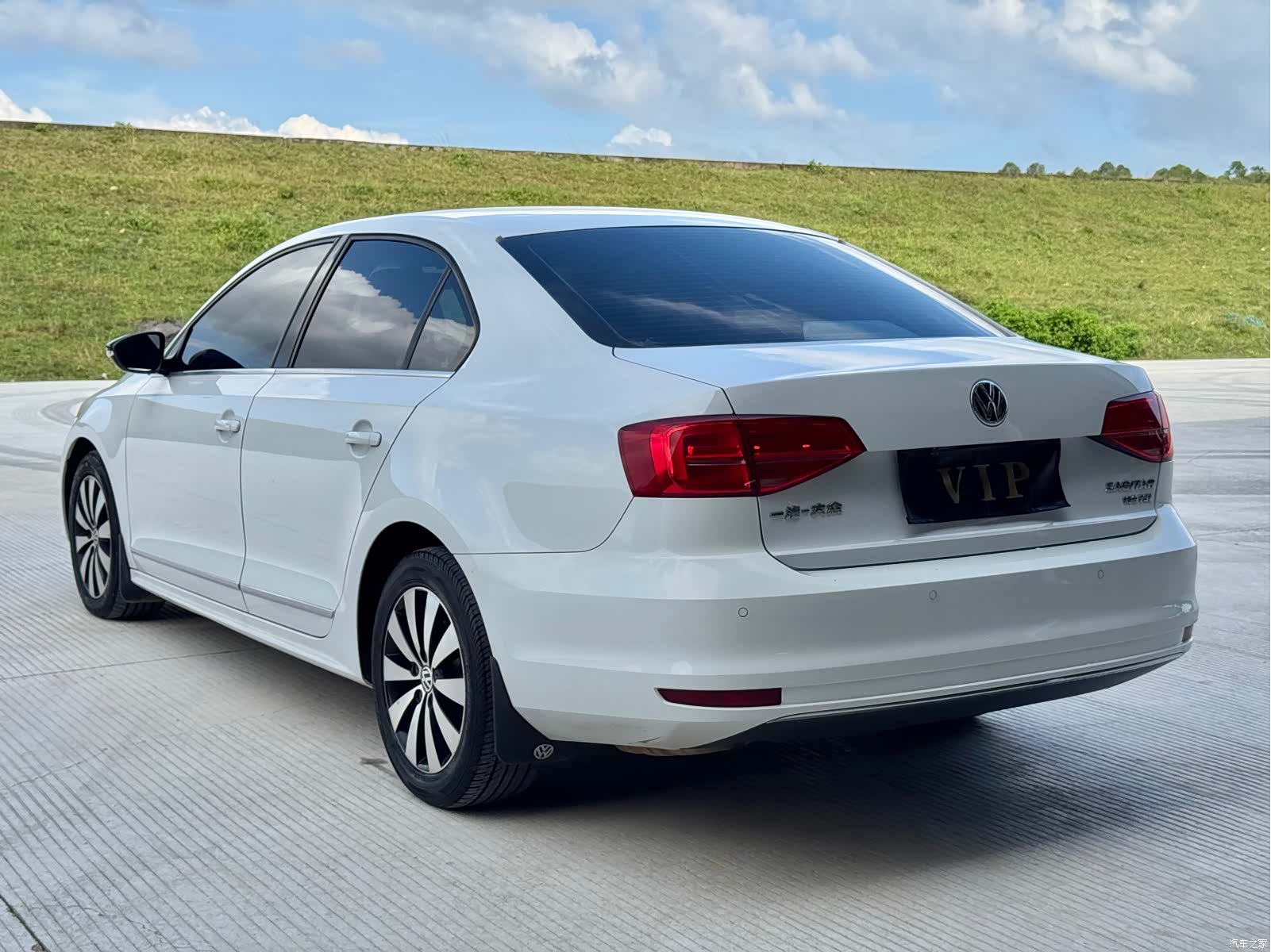 Volkswagen Sagitar, 2018 7