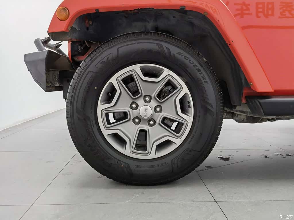 Jeep Wrangler, 2015 17
