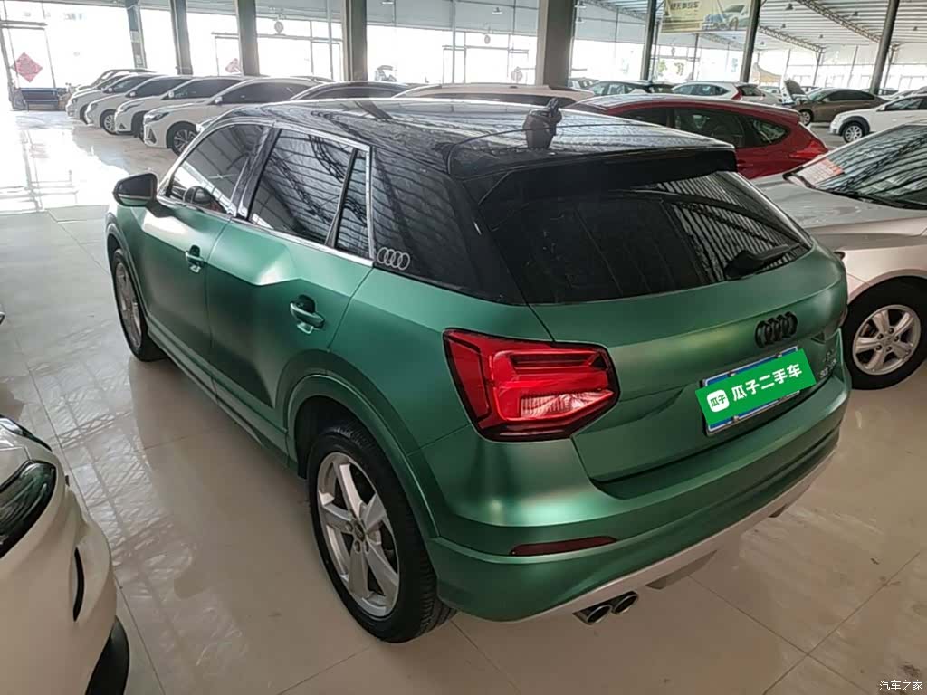 Audi Q2L, 2020 все фото