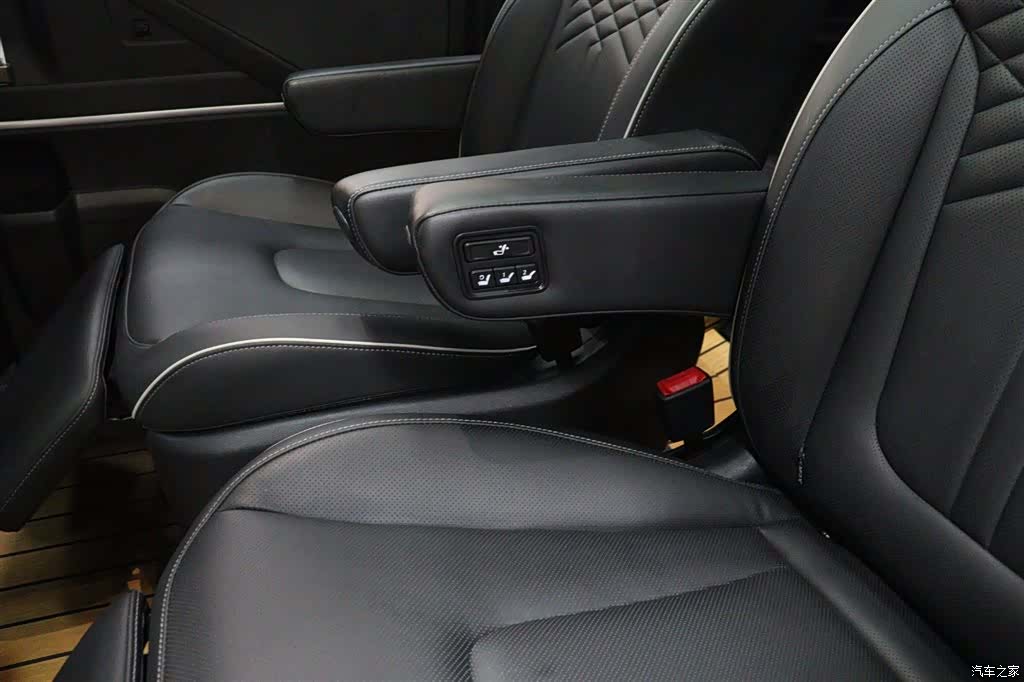 Hyundai Custo, 2023 11