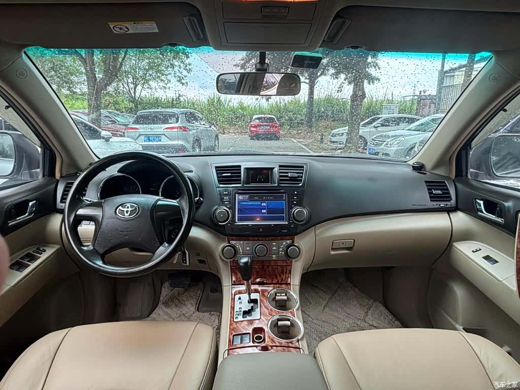 Toyota Highlander, 2011 все фото