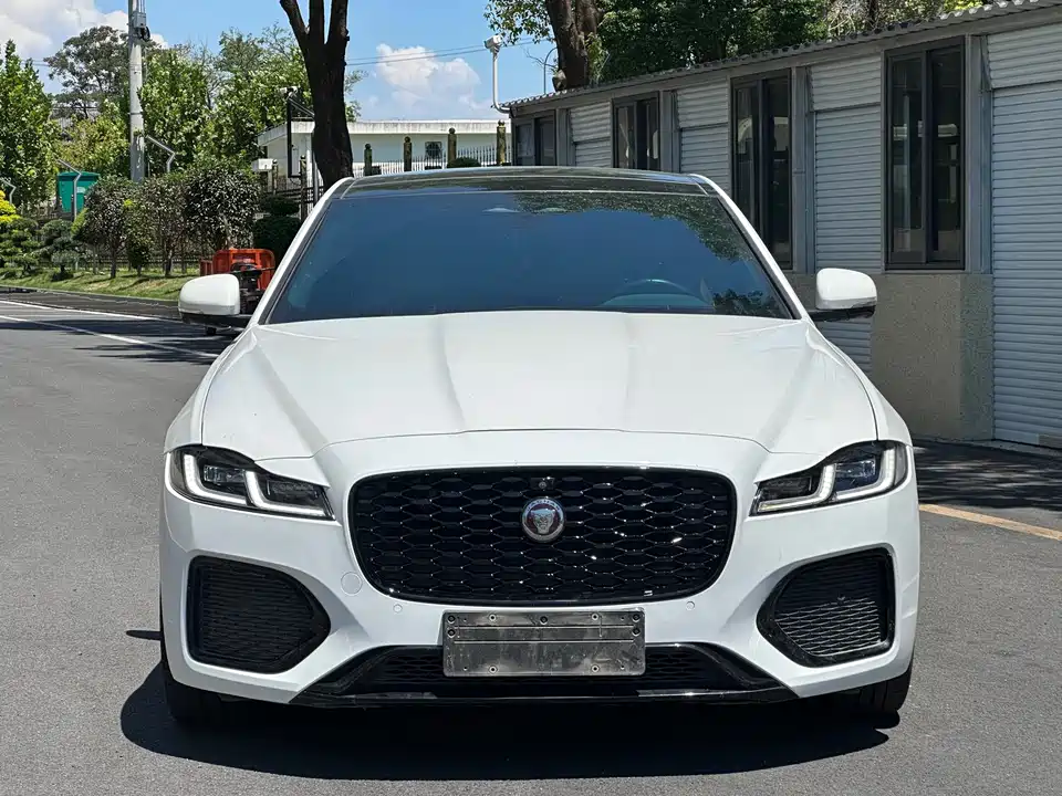 Jaguar XFL Jaguar XFL