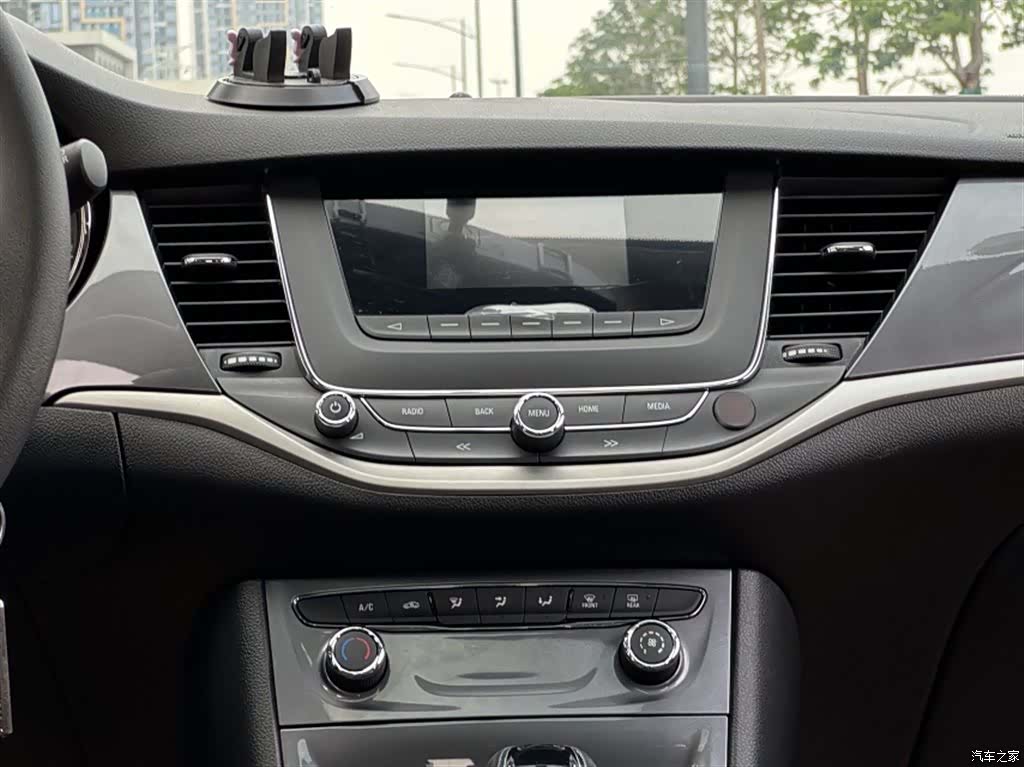 Buick Verano, 2017 18