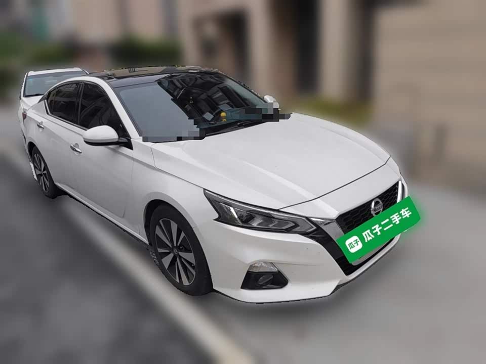 Nissan Teana