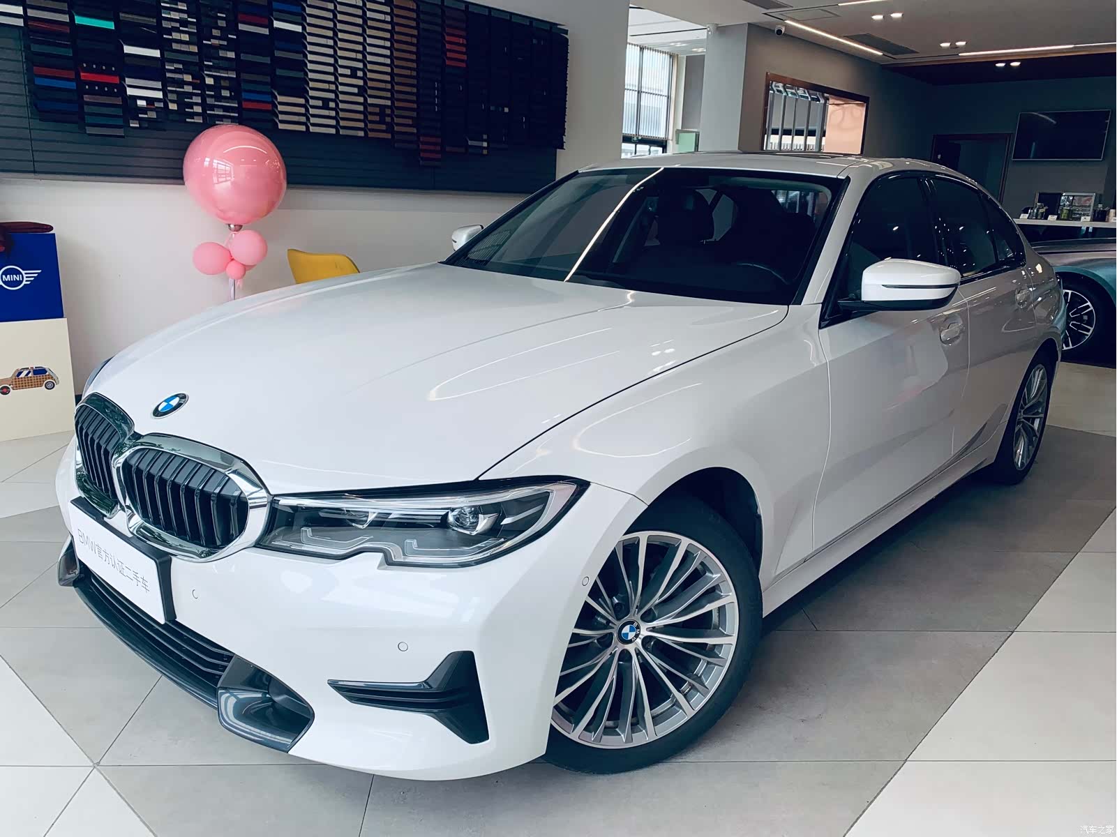 BMW 3 Series, 2020 1