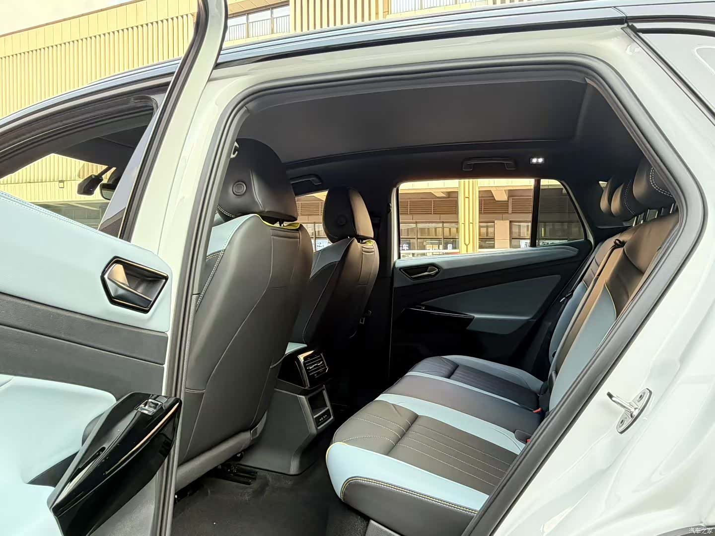 Volkswagen ID.4, 2025 6